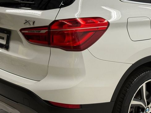 Used 2017 BMW X1 xDrive28i image 10