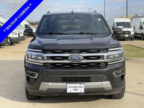 Used 2023 Ford Expedition Limited image 10
