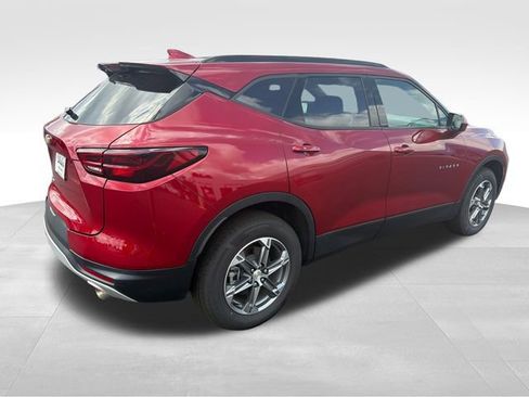 Used 2023 Chevrolet Blazer LT w/ Convenience Package AWD/4WD image 6