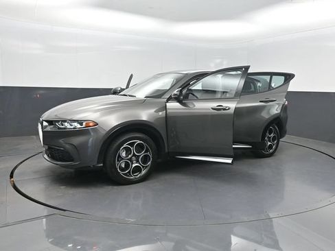 Used 2024 Alfa Romeo Tonale Ti AWD/4WD image 33