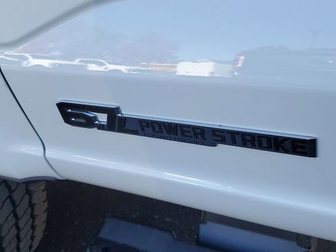 New 2026 Ford F350 Lariat w/ Black Appearance Package image 36