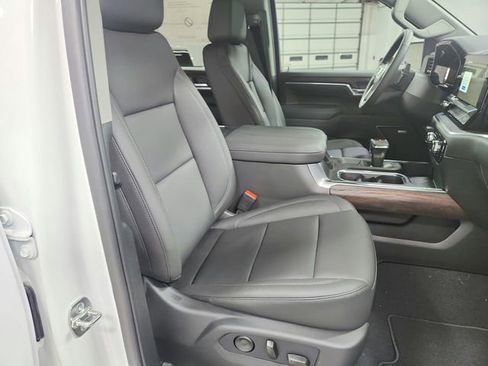 New 2026 GMC Sierra 1500 SLT w/ SLT Premium Plus Package image 39