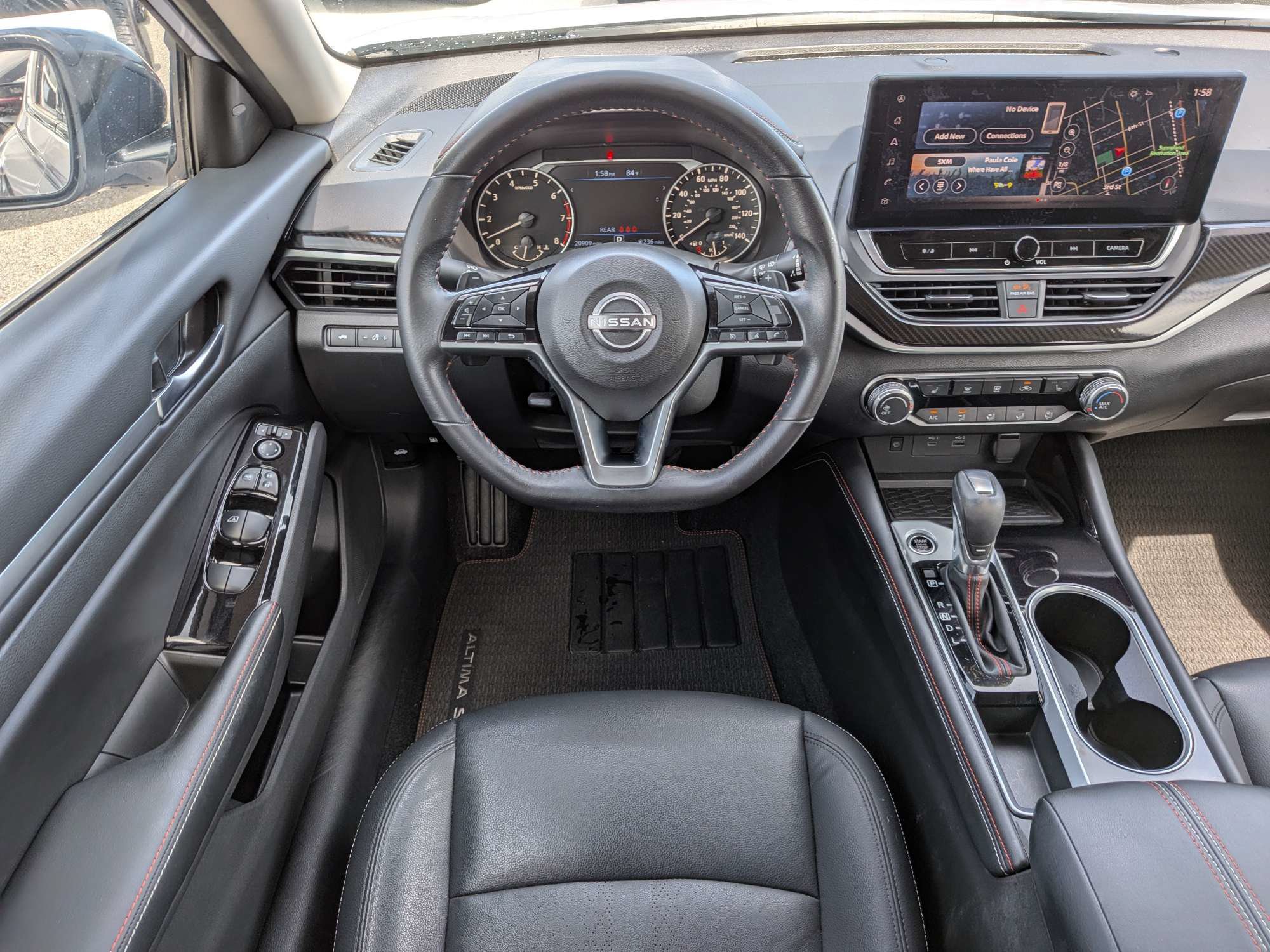 Used 2024 Nissan Altima 2.5 SR w/ SR Premium Package FWD image 14