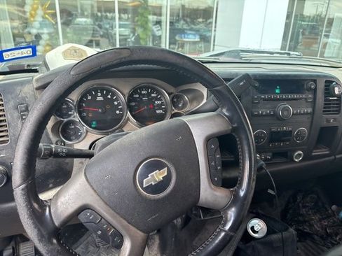 Used 2007 Chevrolet Silverado 2500 LT w/ 1LT Convenience Package RWD image 7