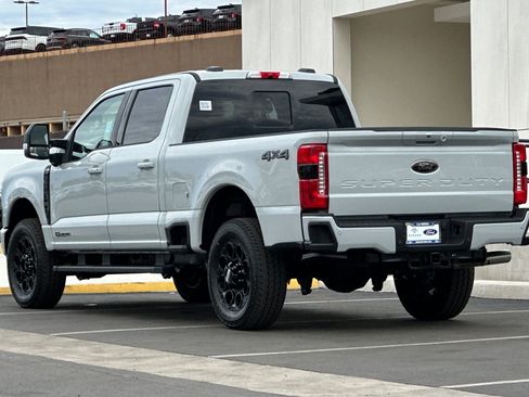 New 2026 Ford F250 XLT w/ XLT Premium Package AWD/4WD image 5