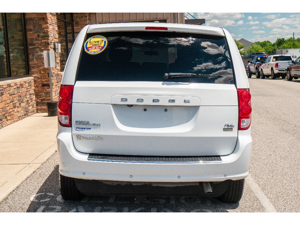 Used 2015 Dodge Grand Caravan R/T w/ Safety Sphere Group FWD image 4