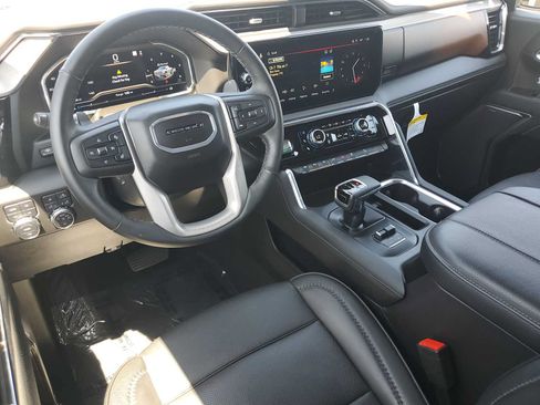 Used 2025 GMC Sierra 1500 Denali w/ Denali Reserve Package AWD/4WD image 18