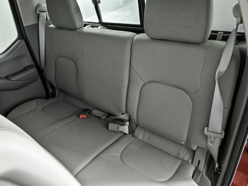 Used 2016 Nissan Frontier SV w/ SV Value Truck Package image 17