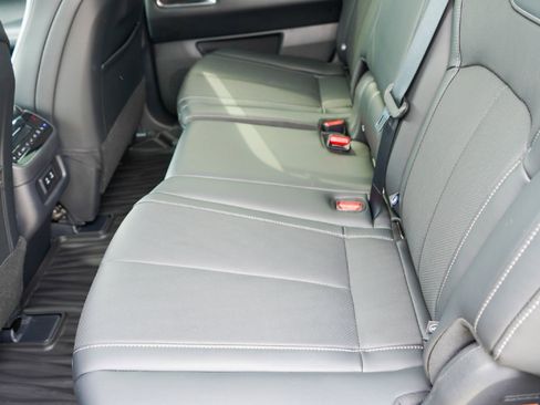 Certified 2026 INFINITI QX60 Luxe w/ Cargo Package image 23