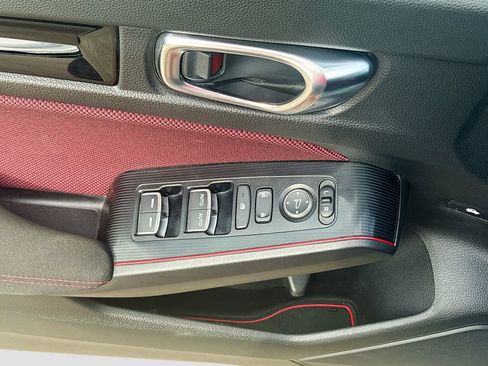 Used 2024 Honda Civic Si image 17
