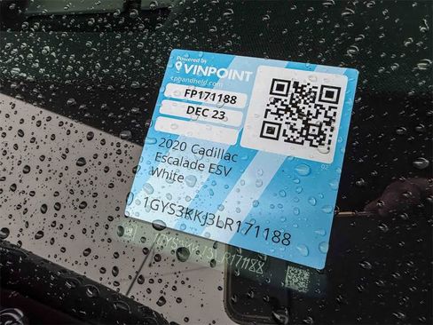 Used 2020 Cadillac Escalade ESV Platinum image 30