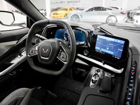 Used 2020 Chevrolet Corvette Stingray Premium Cpe w/ 3LT Preferred Equipment Group image 11