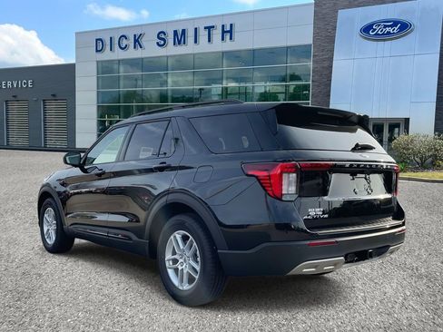 New 2026 Ford Explorer Active w/ Active Comfort Package image 4