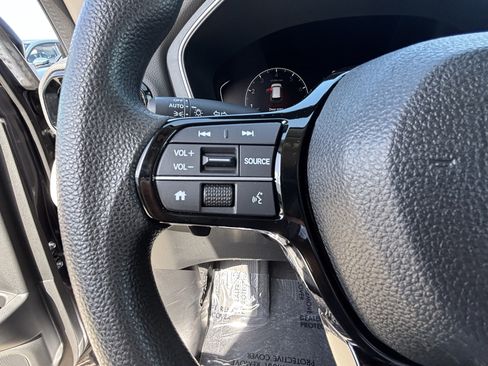 Certified 2023 Honda Pilot LX image 26