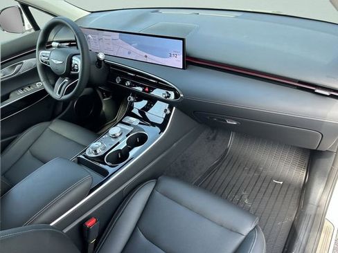 New 2026 Genesis GV70 2.5T AWD/4WD image 15