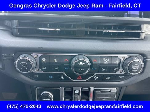 Certified 2025 Jeep Wrangler Unlimited Sahara w/ Safety Group AWD/4WD image 54