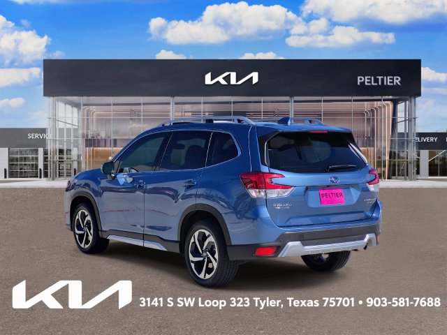 Used 2023 Subaru Forester Touring AWD/4WD image 4