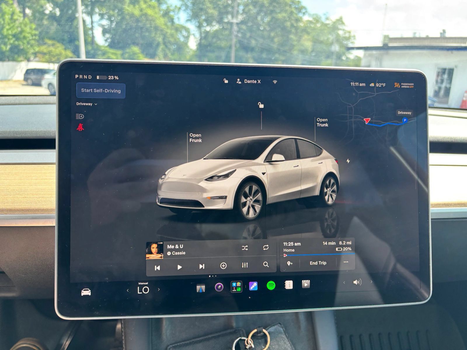 Used 2023 Tesla Model Y Long Range AWD/4WD image 27