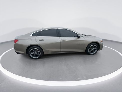 Used 2023 Chevrolet Malibu LT w/ Driver Confidence Package image 9