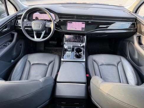 Used 2024 Audi Q7 2.0T Premium Plus image 11