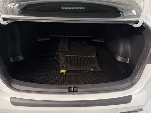 Used 2024 Toyota Corolla SE image 12