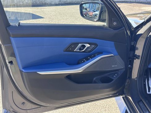 Used 2024 BMW M3 w/ M Carbon Exterior Package RWD image 18