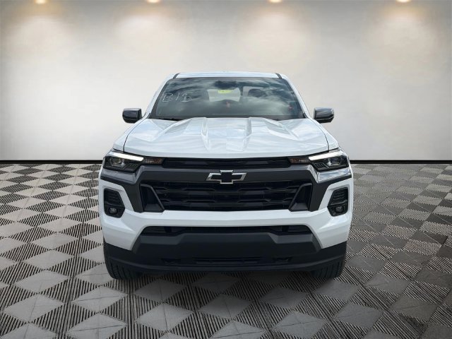 New 2026 Chevrolet Colorado LT w/ LT Convenience Package AWD/4WD image 2