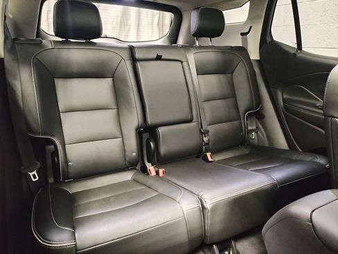 Used 2020 GMC Terrain Denali w/ Denali Premium Package image 11