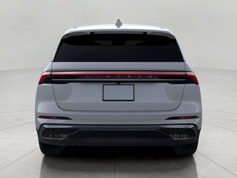 New 2026 Lincoln Nautilus Premier w/ Equipment Group 102A AWD/4WD image 5