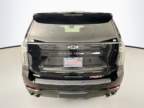 New 2026 Chevrolet Suburban RST w/ RST Capability Package AWD/4WD image 7