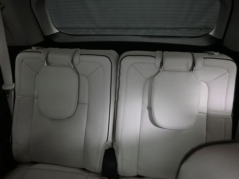 Used 2022 Lincoln Aviator Black Label Grand Touring w/ Class IV Trailer Tow Package image 31