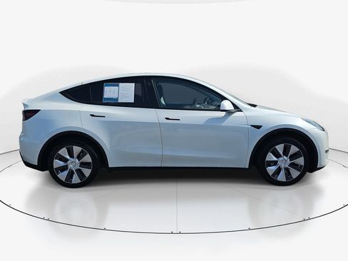 Used 2020 Tesla Model Y Long Range AWD/4WD image 5