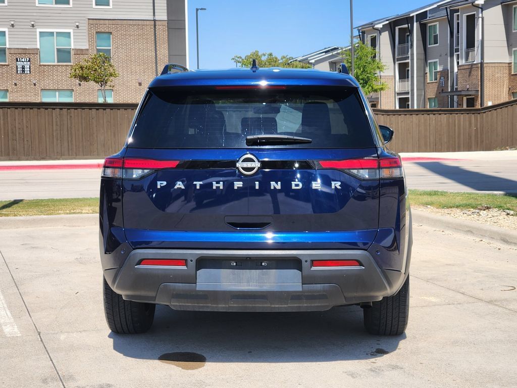 Used 2025 Nissan Pathfinder SV FWD image 15
