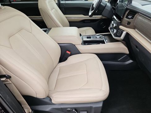 Used 2024 Ford Expedition Max Limited RWD image 13