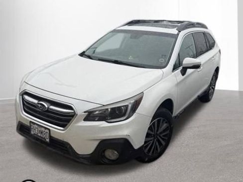 Used 2019 Subaru Outback 2.5i Premium AWD/4WD image 8