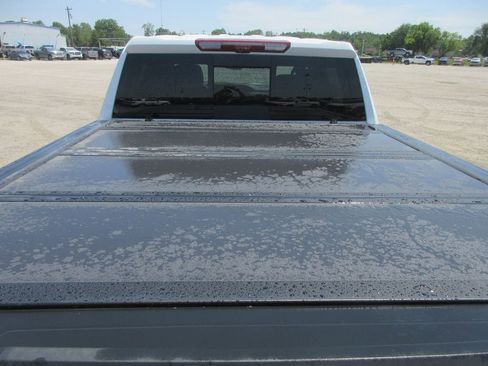 New 2026 GMC Sierra 1500 AT4 w/ AT4 Premium Package AWD/4WD image 7