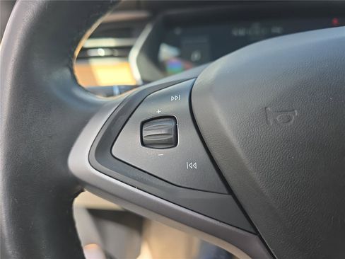 Used 2019 Tesla Model S 100D image 20