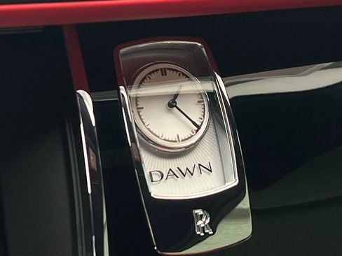 Used 2020 Rolls-Royce Dawn RWD image 14