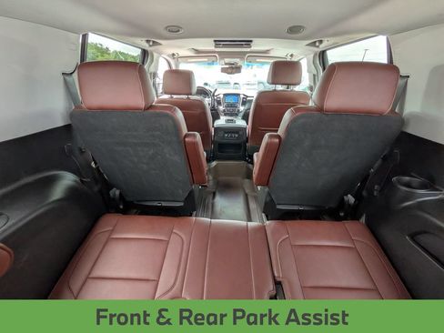 Used 2019 Chevrolet Suburban Premier w/ Premier Plus Edition AWD/4WD image 39