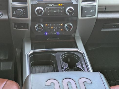 Used 2019 Ford F250 King Ranch w/ King Ranch Ultimate Package image 18