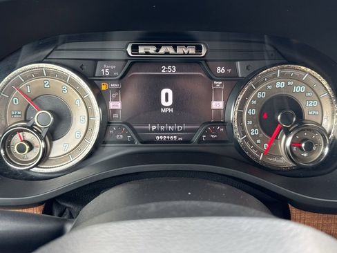 Used 2021 RAM 1500 Limited AWD/4WD image 9