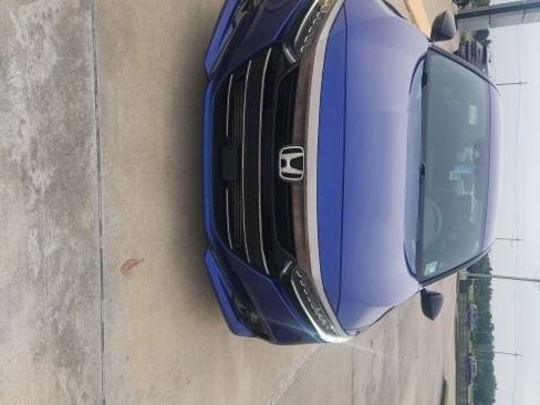 Used 2022 Honda Accord Sport image 3