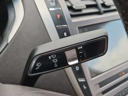 Used 2020 Lincoln MKZ Reserve w/ Elements Package FWD image 27