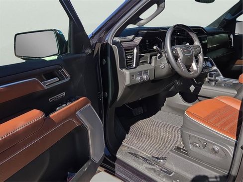 Used 2025 GMC Sierra 1500 Denali Ultimate image 13