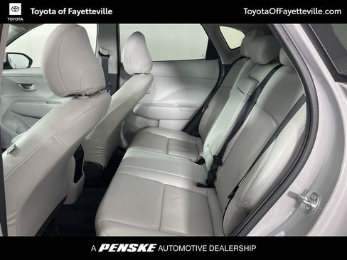 Used 2024 Hyundai Kona SEL w/ Convenience Package image 18