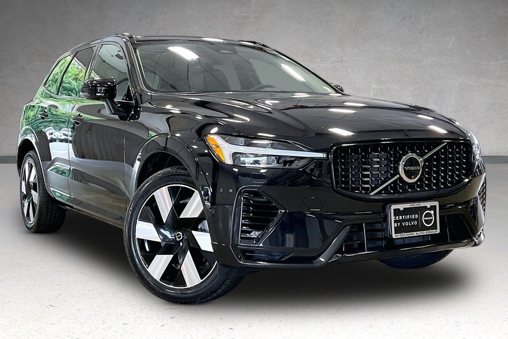Certified 2024 Volvo XC60 T8 Plus w/ Protection Package Premier AWD/4WD image 3