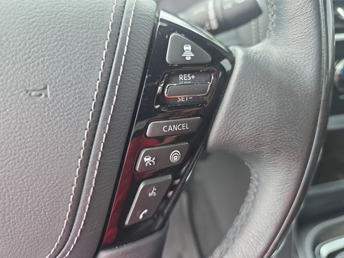 Used 2023 INFINITI QX80 Sensory w/ Cargo Package AWD/4WD image 18