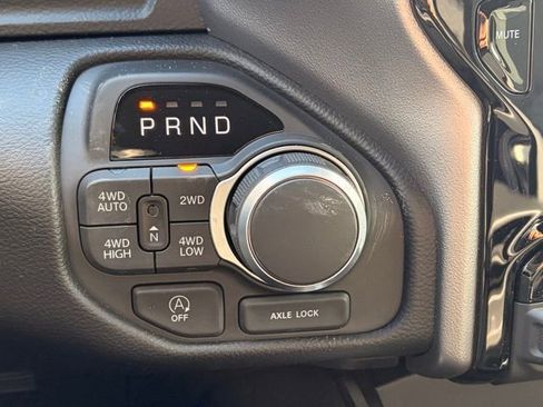 New 2026 RAM 1500 4x4 Crew Cab image 24