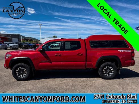 Used 2016 Toyota Tacoma TRD Off-Road AWD/4WD image 2