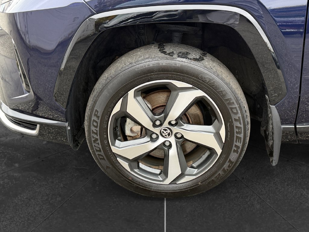 Used 2023 Toyota RAV4 SE w/ Weather & Moonroof Package AWD/4WD image 14